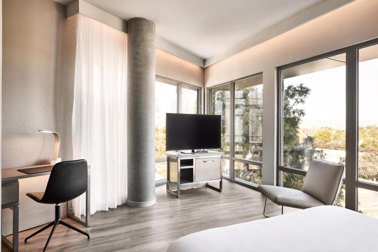 Ac Hotel By Marriott Sunnyvale Moffett Park Экстерьер фото