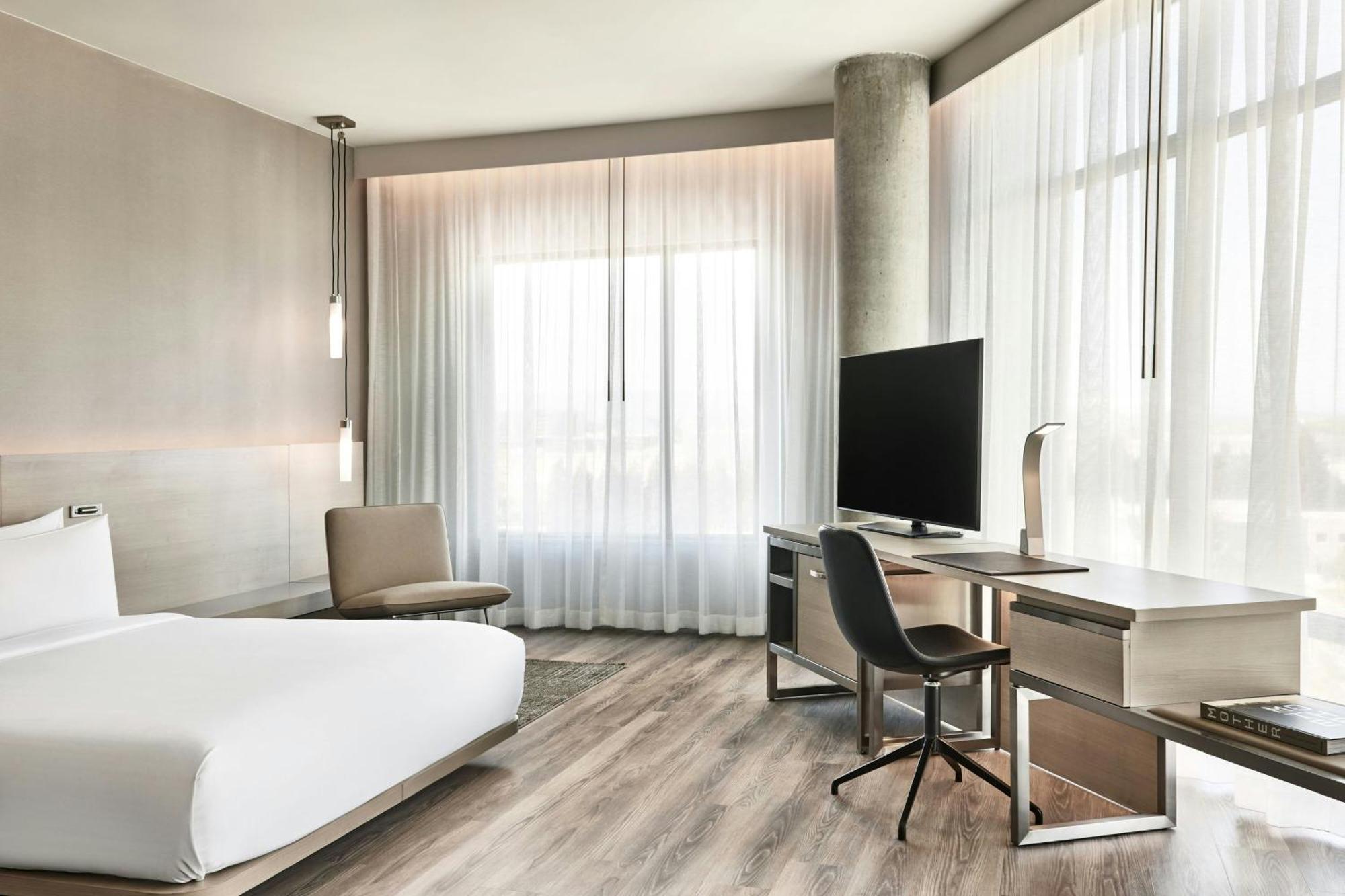Ac Hotel By Marriott Sunnyvale Moffett Park Экстерьер фото